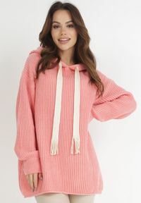 Born2be - Różowy Sweter Oversize z Kapturem Ori. Typ kołnierza: kaptur. Kolor: różowy. Materiał: materiał. Sezon: zima