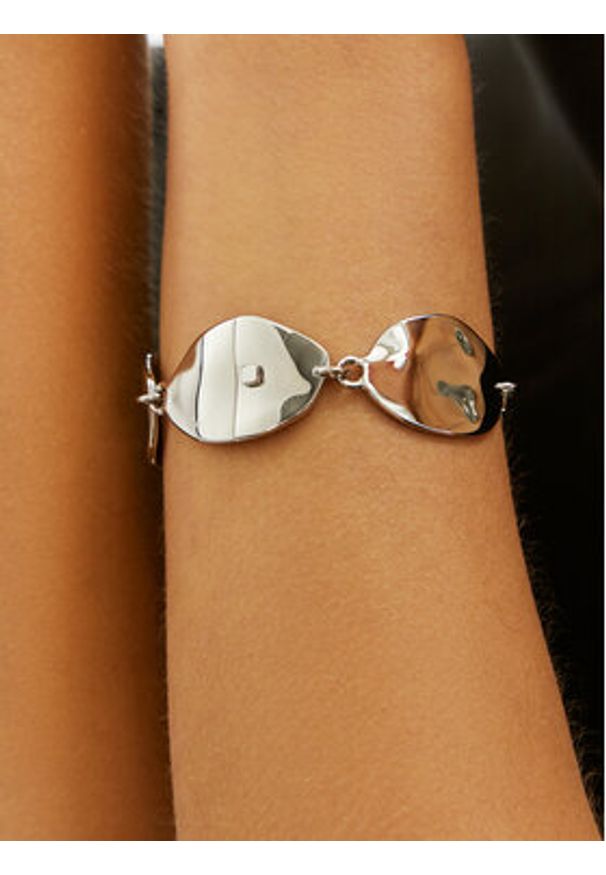 Calvin Klein Bransoletka 35000619 Srebrny. Materiał: metalowe. Kolor: srebrny