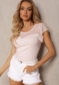 Renee - Jasnoróżowy Elegancki T-shirt Bluzka z Bawełny z Przezroczystymi Wstawkami Biopara. Kolor: różowy. Materiał: bawełna. Sezon: lato. Styl: elegancki #1