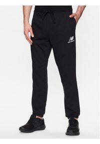 New Balance Spodnie dresowe MP31539 Czarny Regular Fit. Kolor: czarny. Materiał: dresówka, bawełna, syntetyk