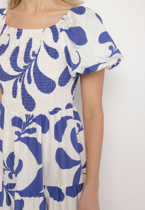 Born2be - Niebieska Rozkloszowana Sukienka z Elastyczną Górą i Bufiastymi Rękawami Orrivene. Okazja: na co dzień. Typ kołnierza: dekolt kwadratowy. Kolor: niebieski. Typ sukienki: proste. Styl: elegancki, casual