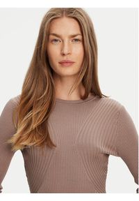 Guess Sweter W5YR08 Z0040 Brązowy Regular Fit. Kolor: brązowy. Materiał: syntetyk