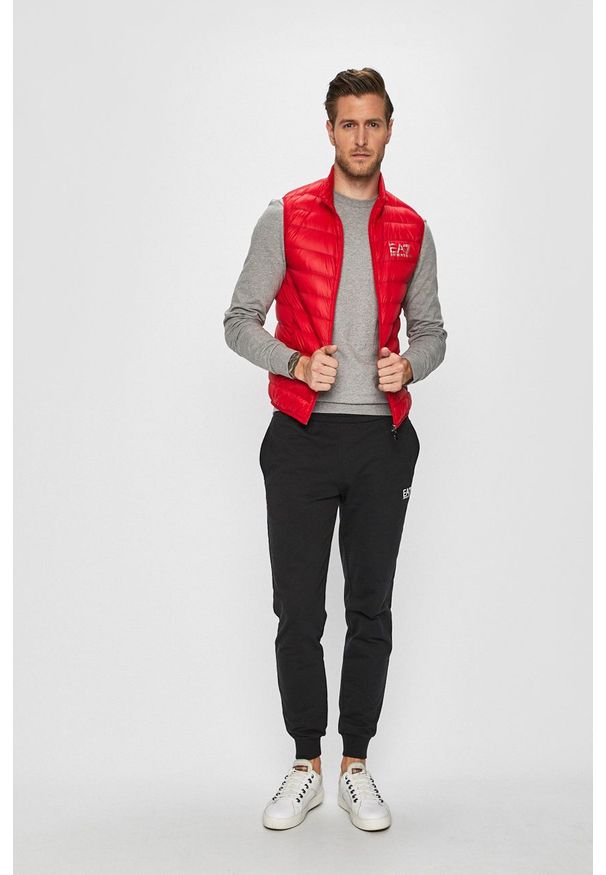 EA7 Emporio Armani Spodnie męskie kolor czarny gładkie. Kolor: czarny. Materiał: dzianina. Wzór: gładki