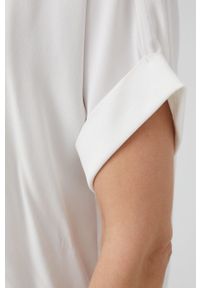 TOMMY HILFIGER - Tommy Hilfiger koszula damska kolor biały relaxed. Kolor: biały. Materiał: tkanina. Długość rękawa: krótki rękaw. Długość: krótkie. Wzór: gładki