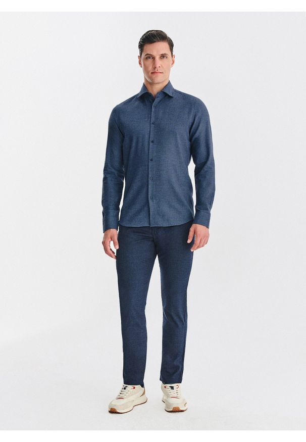 Pako Lorente - PAKO LORENTE – Bawełniana koszula w drobną pepitkę. Materiał: bawełna. Długość rękawa: długi rękaw. Długość: długie