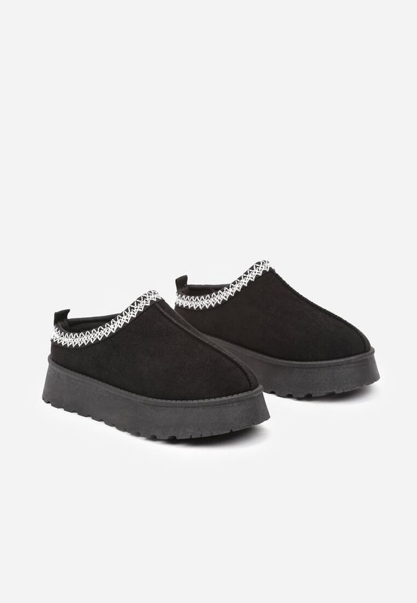 Born2be - Czarne Krótkie Śniegowce na Grubej Podeszwie z Ozdobnym Haftem Cedizola. Okazja: na co dzień, na spacer. Kolor: czarny. Materiał: wełna, jeans. Wzór: haft. Sezon: zima. Styl: elegancki, casual