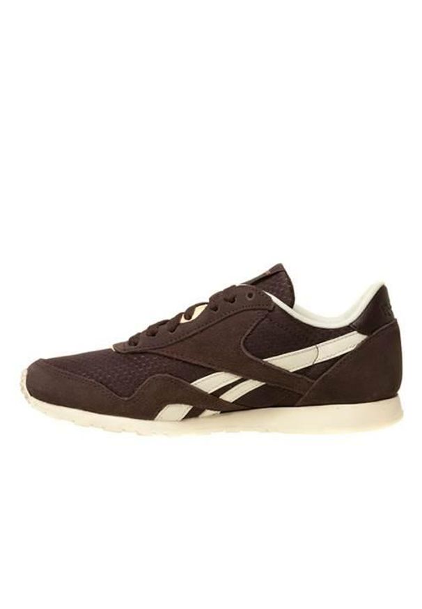 Buty do chodzenia damskie Reebok CL NYLON SLIM EP. Zapięcie: sznurówki. Kolor: brązowy. Materiał: nylon. Szerokość cholewki: normalna. Model: Reebok Nylon. Sport: turystyka piesza