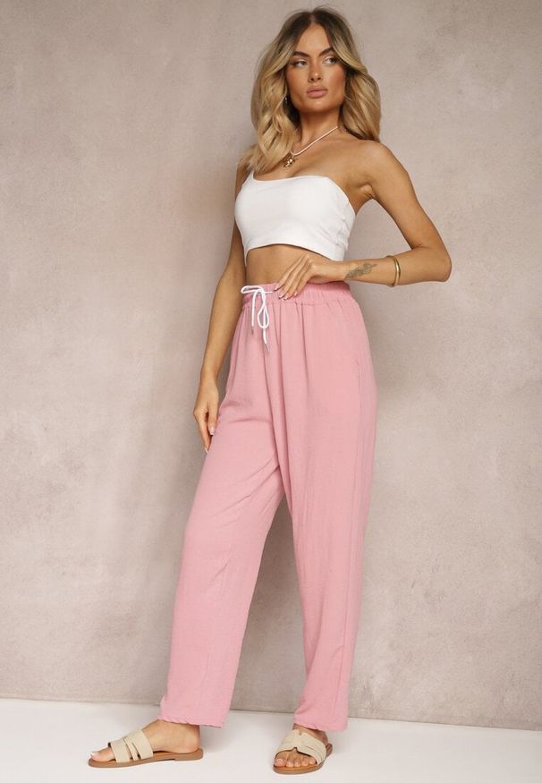Renee - Ciemnoróżowe Szerokie Spodnie z Bawełny ze Sznurkiem w Talii Vrumelia. Okazja: na co dzień. Kolor: różowy. Materiał: bawełna. Styl: elegancki, casual