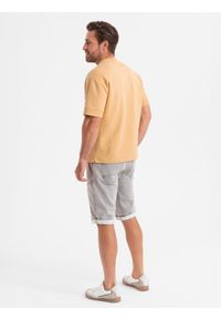 Ombre Clothing - Jeansowe krótkie spodenki męskie z ozdobnymi przeszyciami - jasnoszare V1 - Rozmiar: M. Okazja: na co dzień. Kolor: szary. Materiał: jeans. Długość: krótkie. Styl: wakacyjny, casual #9