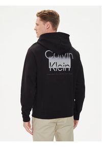 Calvin Klein Bluza Enlarged Back Logo K10K113079 Czarny Regular Fit. Kolor: czarny. Materiał: bawełna