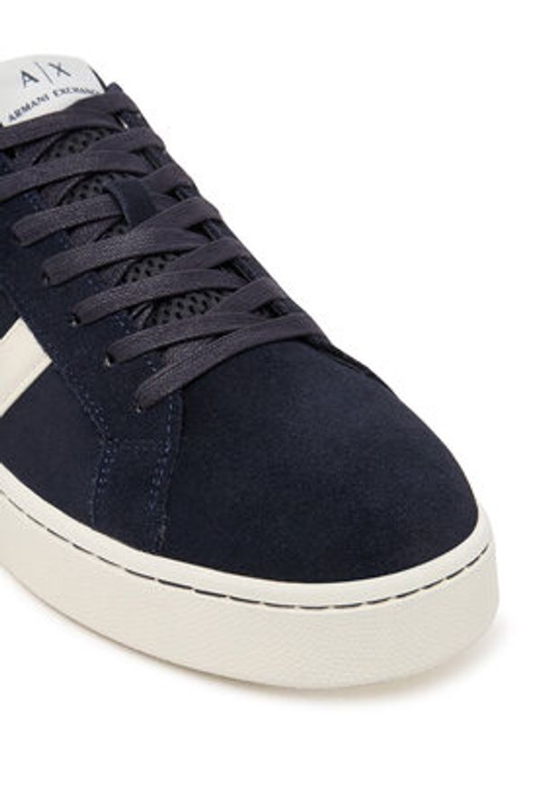 Armani Exchange Sneakersy XM001752 AF18074 MB005 Granatowy. Kolor: niebieski. Materiał: skóra