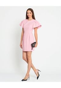 Alexander McQueen - ALEXANDER MCQUEEN - Różowa sukienka mini. Kolor: różowy, wielokolorowy, fioletowy. Materiał: wełna, jedwab. Typ sukienki: rozkloszowane. Długość: mini #7