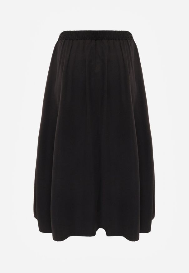 Born2be - Czarna Rozkloszowana Spódnica z Wysokim Stanem Ismotis. Okazja: na co dzień. Stan: podwyższony. Kolekcja: plus size. Kolor: czarny. Styl: casual