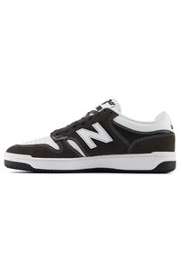 Buty męskie New Balance Numeric NM480BAB – czarne. Kolor: czarny. Materiał: zamsz, skóra, dresówka, materiał, syntetyk, guma. Szerokość cholewki: normalna. Wzór: nadruk. Sport: bieganie #2