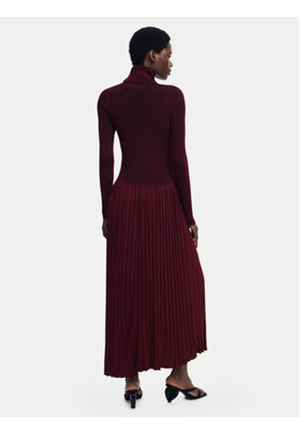 Desigual Sukienka dzianinowa Sigritt 25WWVF09 Bordowy Slim Fit. Kolor: czerwony. Materiał: wiskoza