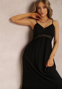 Renee - Czarna Sukienka Poreithera. Kolor: czarny. Materiał: koronka, bawełna, materiał. Długość rękawa: na ramiączkach. Długość: maxi #2
