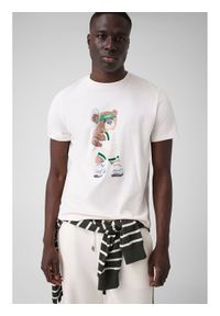 Guess T-Shirt 183448 Biały Classic Fit. Kolor: biały #1