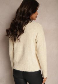 Renee - Beżowy Sweter z Wełną z Ozdobnymi Cyrkoniami Nomila. Okazja: na co dzień. Kolor: beżowy. Materiał: wełna. Wzór: kwiaty. Styl: glamour, elegancki, casual #4