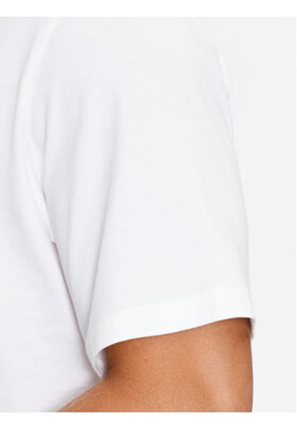 Converse T-Shirt Star Chevron Block Infill Ss Tee 10025280-A02 Biały Regular Fit. Kolor: biały. Materiał: bawełna