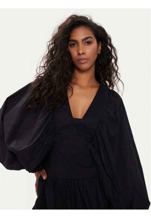 Liu Jo Sukienka codzienna MA4402 T5978 Czarny Regular Fit. Okazja: na co dzień. Kolor: czarny. Materiał: bawełna. Typ sukienki: proste. Styl: casual