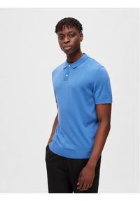 Selected Homme Polo 16088649 Niebieski Regular Fit. Typ kołnierza: polo. Kolor: niebieski