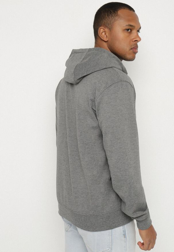 Born2be - Ciemnoszara Bluza z Bawełną Kapturem i Sznurkami Asallin. Okazja: na co dzień. Typ kołnierza: kaptur. Kolor: szary. Materiał: bawełna. Styl: casual, klasyczny