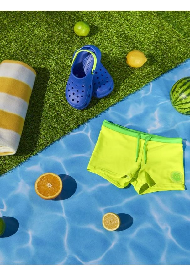 Sinsay - Kąpielówki - zielony. Kolor: zielony