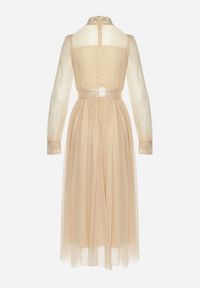 Born2be - Beżowa Rozkloszowana Sukienka Maxi z Siateczki Ozdobiona Koronką Vireln. Kolor: beżowy. Materiał: koronka. Wzór: aplikacja, koronka. Długość: maxi #6