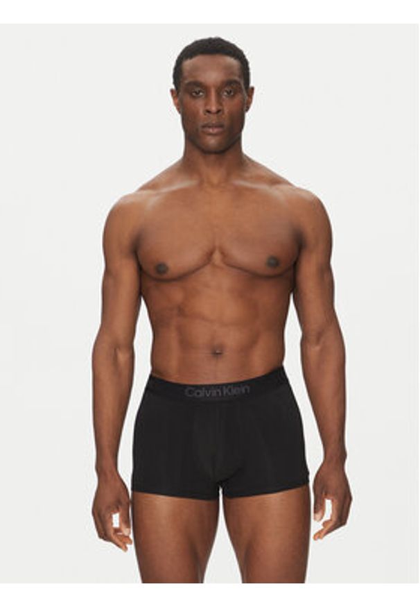 Calvin Klein Underwear Komplet 3 par bokserek LV00NB4192 Czarny. Kolor: czarny