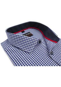 Modini - Koszula w granatowo-białą kratkę Y18. Kolor: biały, wielokolorowy, niebieski. Materiał: bawełna, poliester, tkanina. Długość: długie. Wzór: kratka #1