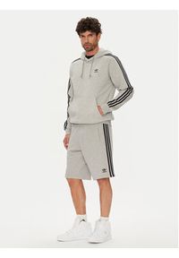 Adidas - adidas Szorty sportowe adicolor 3-Stripes JY1381 Szary Regular Fit. Kolor: szary. Materiał: bawełna. Styl: sportowy
