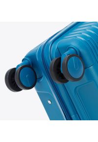 Wittchen - Zestaw walizek z polipropylenu z błyszczącymi paskami niebieski. Kolor: niebieski. Wzór: paski, aplikacja. Styl: elegancki #9