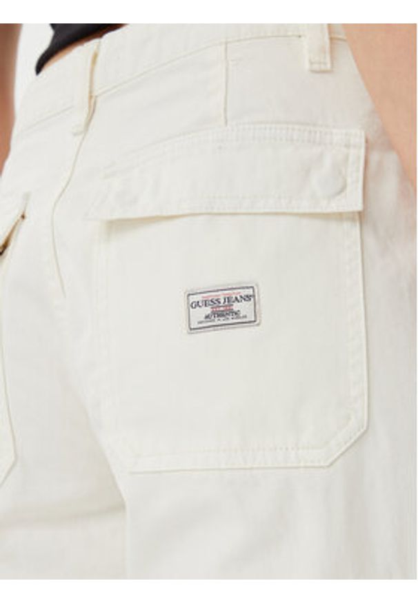 Guess Jeans Jeansy W4YB61 WGCV1 Écru Straight Leg. Kolor: kremowy