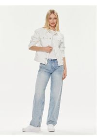 Tommy Jeans Kurtka jeansowa DW0DW17658 Biały Regular Fit. Kolor: biały. Materiał: bawełna