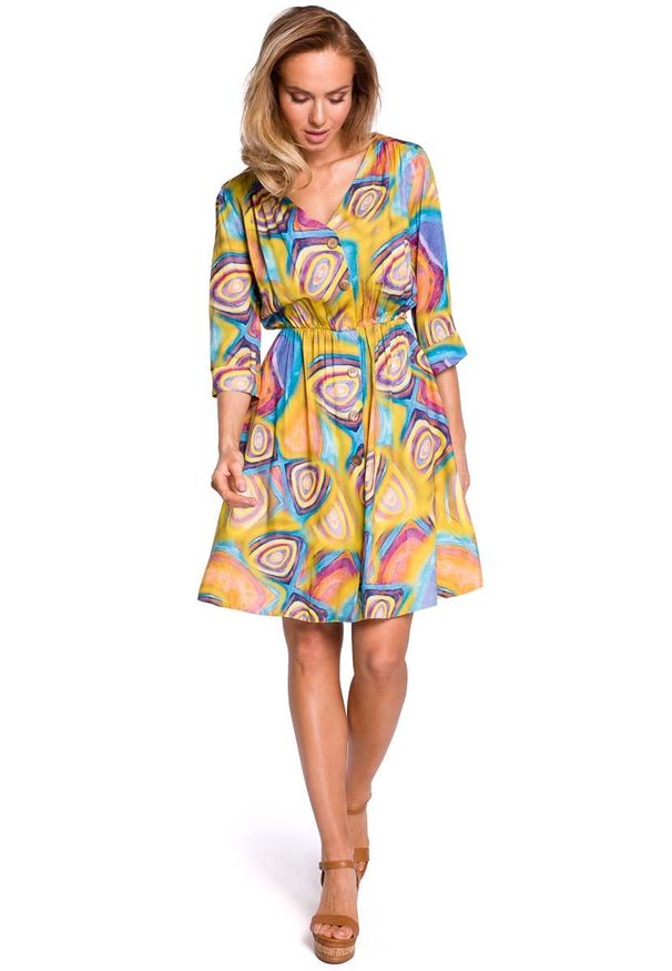 MOE - Wzorzysta Rozkloszowana Sukienka z Guzikami - Model 2. Materiał: wiskoza, poliester, elastan