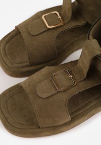 Born2be - Zielone Sandały w Stylu Botków z Ozdobną Klamrą Theaneasi. Okazja: na co dzień. Zapięcie: klamry. Kolor: zielony. Materiał: jeans. Styl: casual, elegancki, klasyczny #4