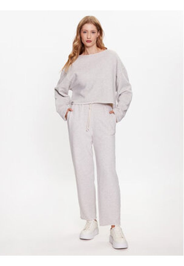 AMERICAN VINTAGE - American Vintage Spodnie dresowe Kodytown KOD05AH23 Szary Relaxed Fit. Kolor: szary. Materiał: bawełna