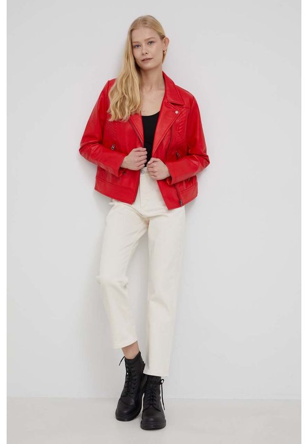 Pepe Jeans ramoneska Fania damska kolor czerwony przejściowa. Okazja: na co dzień. Kolor: czerwony. Styl: casual, klasyczny