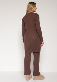 Born2be - Brązowy Komplet Dzianinowy z Bawełną Spodnie Kamizelka i Długi Kardigan Meviravia. Kolor: brązowy. Materiał: bawełna, dzianina #4