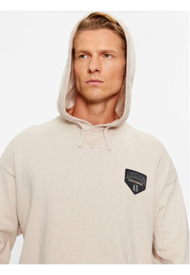 Armani Exchange Sweter 6RZM2A ZM3FZ 1934 Beżowy Regular Fit. Kolor: beżowy. Materiał: syntetyk