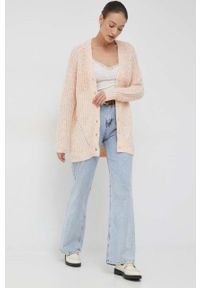 Vero Moda kardigan z domieszką wełny damski kolor pomarańczowy. Kolor: pomarańczowy. Materiał: wełna. Długość rękawa: raglanowy rękaw. Wzór: ze splotem #2