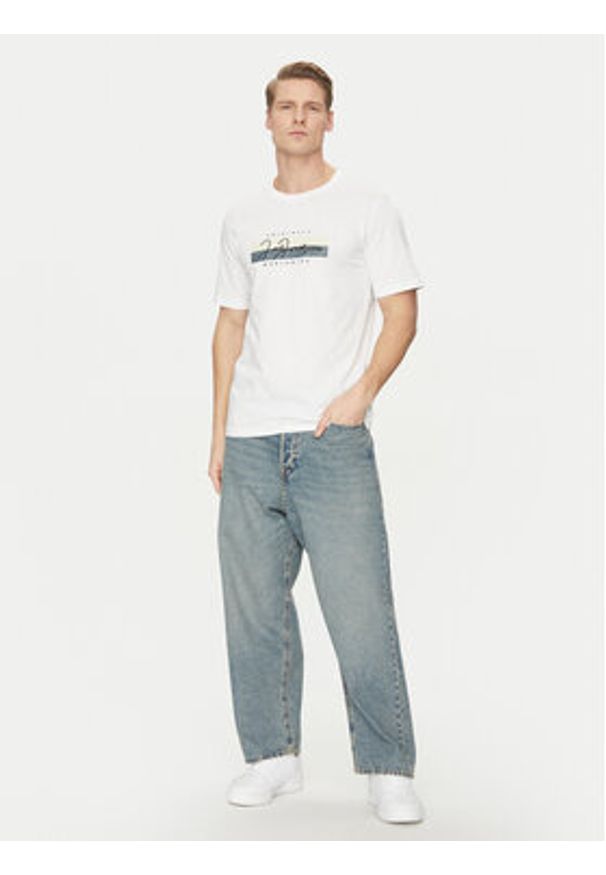 Jack & Jones - Jack&Jones T-Shirt Frederiksberg 12278266 Biały Regular Fit. Kolor: biały. Materiał: bawełna