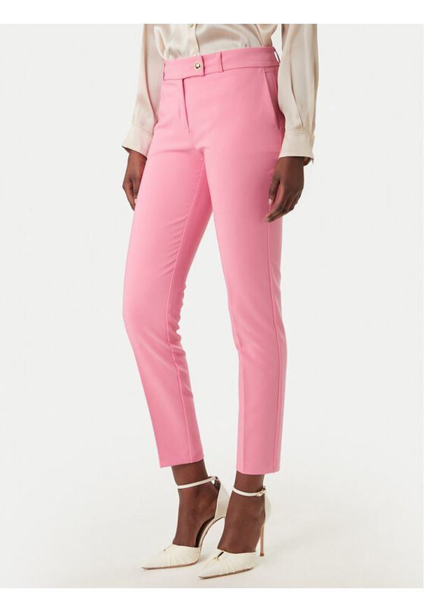 Rinascimento Spodnie materiałowe CFC0128638003 Różowy Slim Fit. Kolor: różowy. Materiał: syntetyk