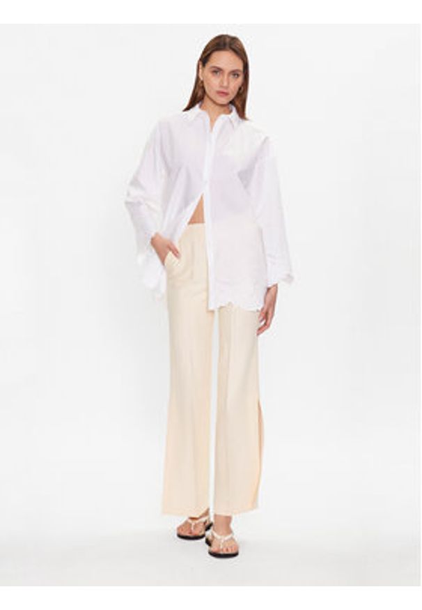 TwinSet - TWINSET Spodnie materiałowe 231TT2776 Écru Regular Fit. Materiał: wiskoza