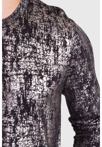 Versace Collection - SREBRNO - CZARNY SWETER VERSACE COLLECTION. Kolor: srebrny, wielokolorowy, czarny. Materiał: wiskoza, wełna. Wzór: nadruk