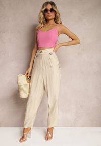 Renee - Beżowe Spodnie Typu High Waist Ozdobione Cyrkoniami Sajara. Stan: podwyższony. Kolor: beżowy. Materiał: tkanina. Wzór: aplikacja. Sezon: lato