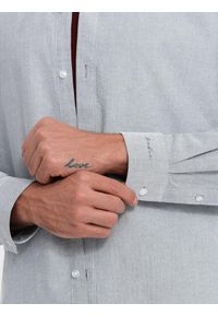 Ombre Clothing - Elegancka koszula męska oxford z haftem – jasnoszara V2 - Rozmiar: L. Okazja: na spotkanie biznesowe, do pracy. Typ kołnierza: kołnierzyk klasyczny. Kolor: szary. Materiał: tkanina, bawełna. Wzór: haft. Styl: elegancki #10