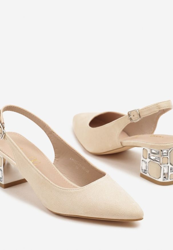 Renee - Beżowe Sandały Vices na Ozdobnym Słupku Typu Slingback ze Skórzaną Wkładką Eraliora. Okazja: na co dzień. Zapięcie: sprzączka. Kolor: beżowy. Materiał: skóra. Obcas: na słupku. Styl: elegancki, casual