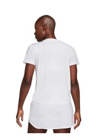Koszulka damska Nike One Classic Dri-Fit. Kolor: biały. Technologia: Dri-Fit (Nike). Sport: bieganie