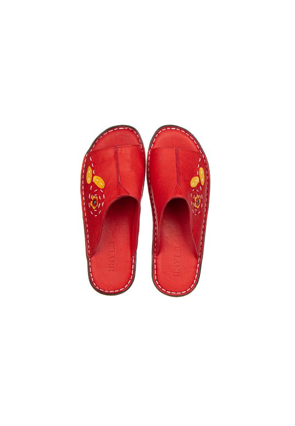 Klapki Bayla-161 016 925 Red 161271, Czerwony, Skóra naturalna. Kolor: zielony. Materiał: skóra. Wzór: haft. Obcas: na koturnie. Styl: klasyczny. Wysokość obcasa: średni